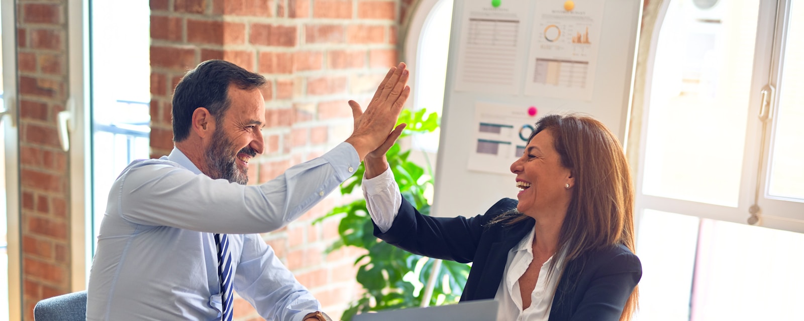 Why Smart B2B Companies Are Outsourcing Their Entire Outbound Programme in 2026 — Veneris blog article image